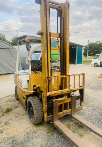 TCM フォークリフト　2トン　軽油　調子良好