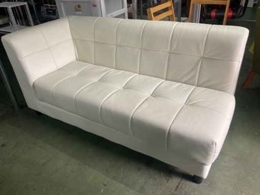 ● ソファー、2〜3人掛け、はね上げ式収納、ニトリ、新品参考価格60,000円