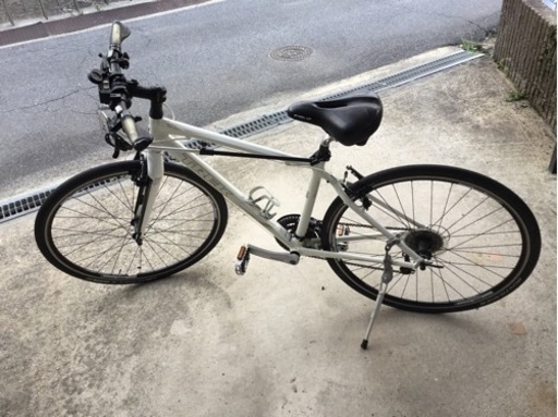 トレックのクロスバイクです