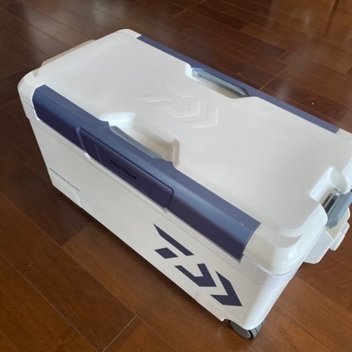 ダイワ 3面真空パネル クーラーボックス 35L  プロバイザー トランクHD TSS3500 ダイワクーラーボックス