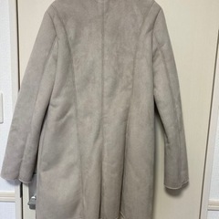 新品ブージュルード　フェイクムートンコートの画像