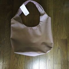 新品未使用　グレージュ　鞄