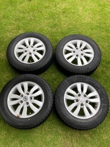 セレナ純正ホイール＋スタッドレスタイヤ　BLIZZAK VRX