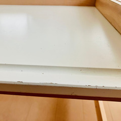 IKEA子供用デスク　テーブルの画像