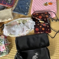 新品・中古　マルチケース・ポーチなど　12点の画像