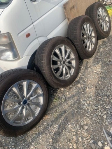 ブリヂストン　　スタッドレス