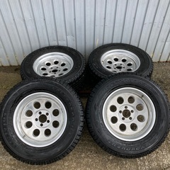 TJラングラー　タイヤ 275/65R17 & ホイール　PCD114.3 5穴　8J -15 