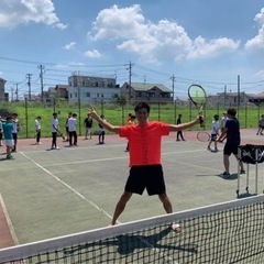 テニス一緒にやりませんか🎾