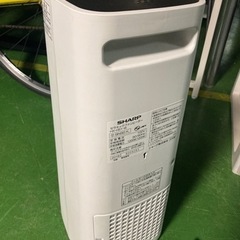 ● セラミックファンヒーター、シャープ、空気浄化機能、プラズマクラスター、の画像