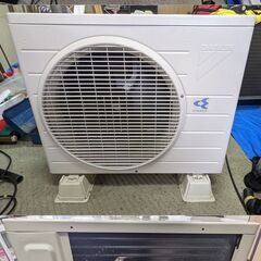 完売 【取付工事費込】ダイキン｜STREAMER｜ルームエアコン｜F22NTES｜6畳｜分解洗浄済｜100V｜リモコン付の画像