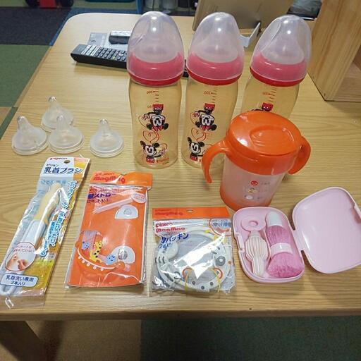 哺乳瓶など