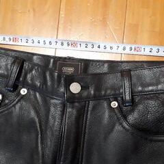本革ライダースパンツ　32インチ　美品の画像