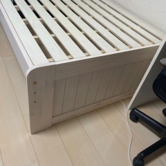 シングルベッド2口コンセント付きの画像