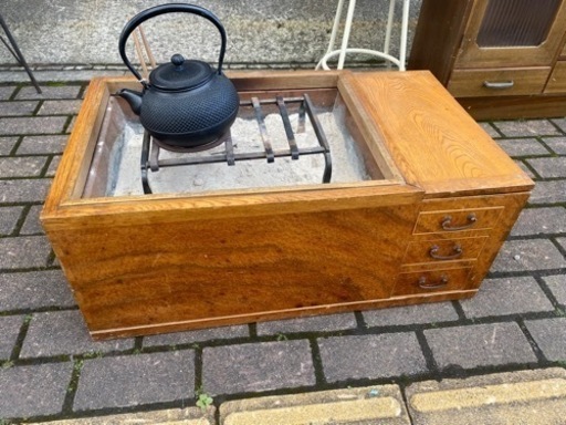 木目の綺麗な関東長火鉢　すぐ使えます。