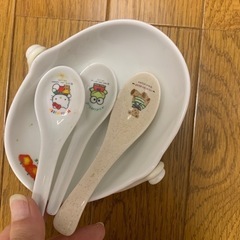 少し汚れていますので0円！子供用スプーン等。ガラス製