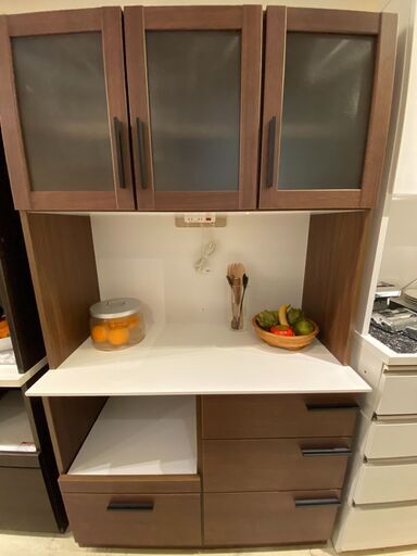 宇都宮でオシャレな家具を探すなら『オトワリバース！』レンジボード W1050 収納棚 食器棚 ニトリ ブラウン キッチン収納 中古品