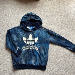 adidasパーカー お値下げしました♪の画像