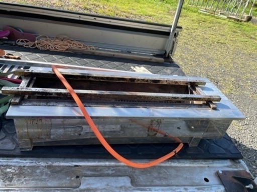 焼き鳥屋？焼き台譲ります