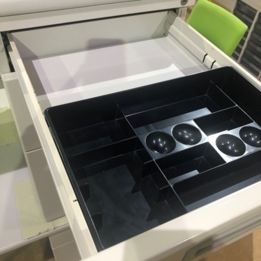 A-908⭐︎片袖机　カギ付き　1台12800円❗️