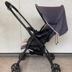 コンビ　ベビーカーの画像