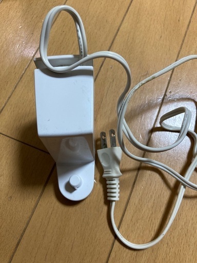 ㉞  ブラウン　オーラルB電動歯ブラシ本体充電器　タイプ4728  (中古品)