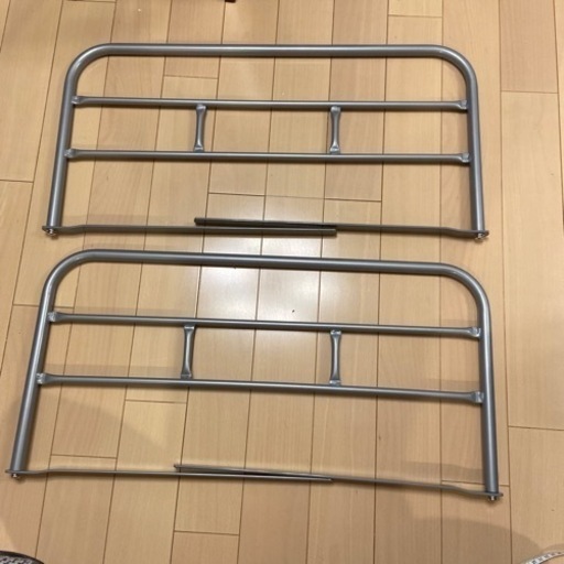 取引中ベッド転落防止柵