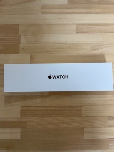 Apple Watch SE (GPSモデル) - 40mmミッドナイトアルミニウムケースとオリーブグレー/ブラックNikeスポーツバンド