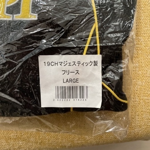ソフトバンクホークス　マジェスティック製フリース　Ｌサイズ