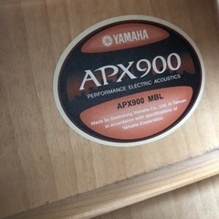 ギターYAMAHA APX900 コード+ケース付の画像