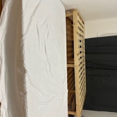 無料❗️急ぎ❗️セミダブルベッドへレーム&マット　10/6 9:...