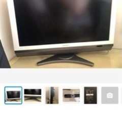 テレビ　DVDBDプレーヤー内蔵　白　32型