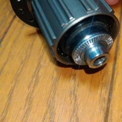 shimano XTR FH-M985　32h QR  中古 希少　ディスクブレーキ　チタンフリーボディの画像