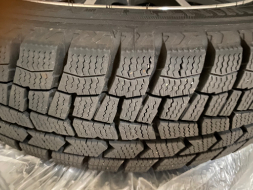 【お取引先決まりました】DUNLOP スタッドレスタイヤ　2-3ヶ月のみ使用（昨年2021年12月29日購入）