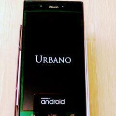 URBANO、VO３シムロック解除済の画像