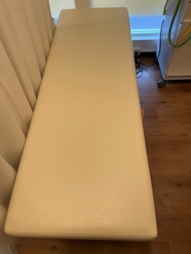 施術用ベッド格安でお譲りします