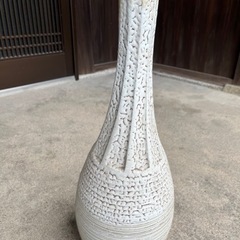 壺　生け花　フラワーベースの画像