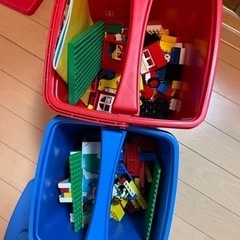 LEGO バケツ2つ
