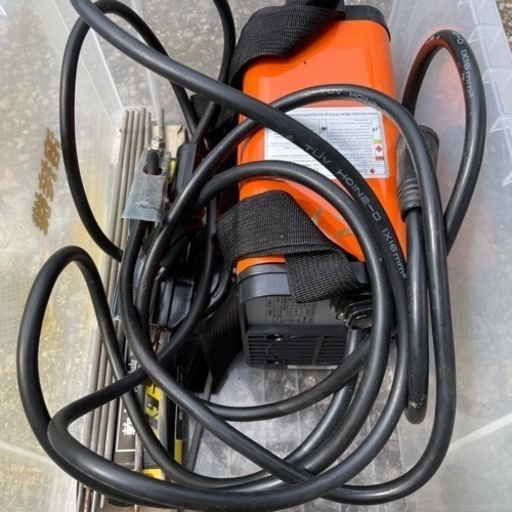 決まりました。　100V 溶接機　溶接棒１０本付き