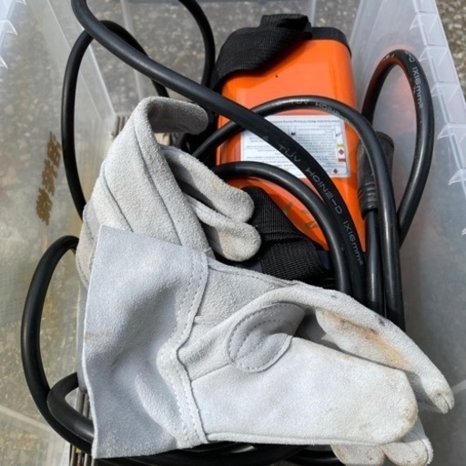 決まりました。　100V 溶接機　溶接棒１０本付き