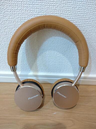 【ほぼ新品】パイオニアワイヤレスヘッドホン　Bluetooth
