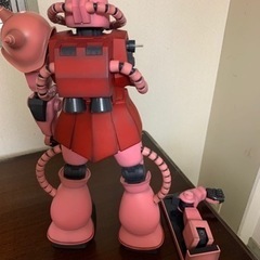 ガンダム　シャアー専用ザク　フィギュアの画像