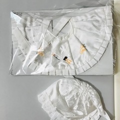 お話中　お宮参りセット（帽子、スタイ、飾り）の画像