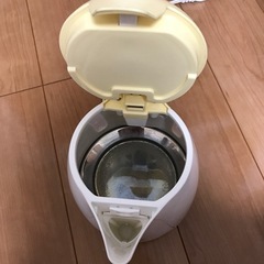使用回数少ないティファールの電気ポットです！の画像