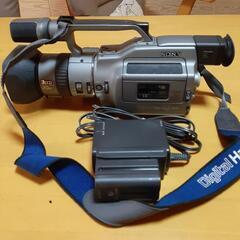 古いビデオカメラ　3個ジャンク品の画像