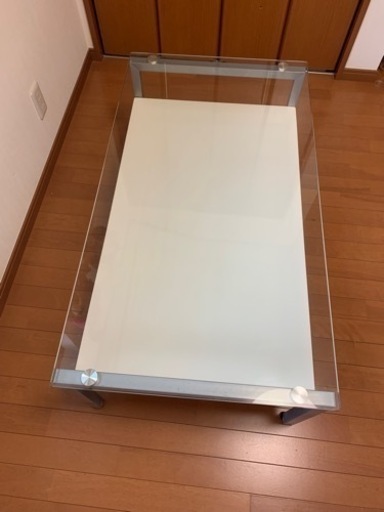 ニトリ　ガラステーブル【引き取りに来てくれる方限定】