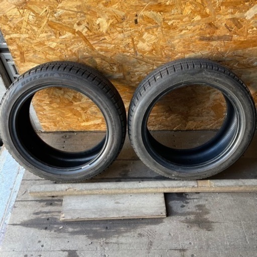 バリ山　BRIDGESTONE ブリヂストン　ブリジストン　VRX2 215/45R17 スタッドレス タイヤ　2019年製　2本セッ