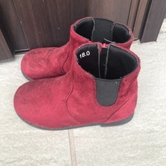 18センチ ブーツ 赤 えんじ色 スエード調の画像