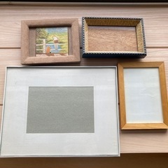 【差し上げます】写真立て4つ