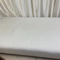 取りに来れる方限定　脚付きマットレスベッド　セミダブル