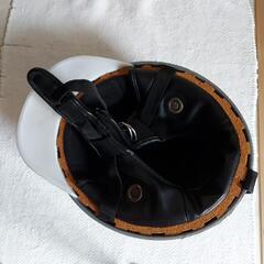 ヘルメットコルク半の画像